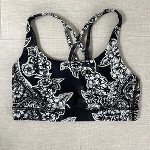 Lululemon Black and white sports bra
